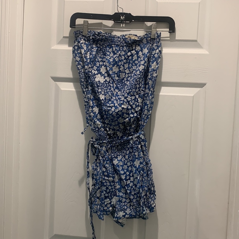 Floral Hollister Romper Size L